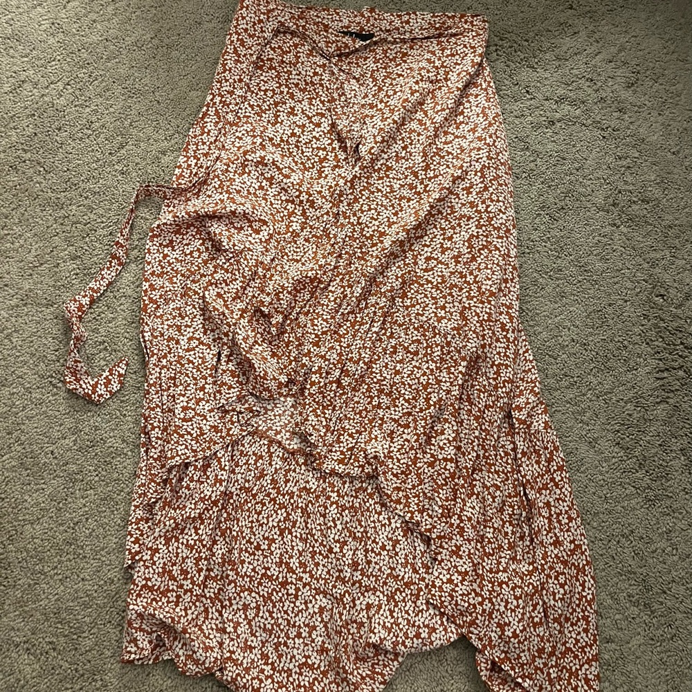 Lulu's Asymmetrical Floral Skirt - Red and White